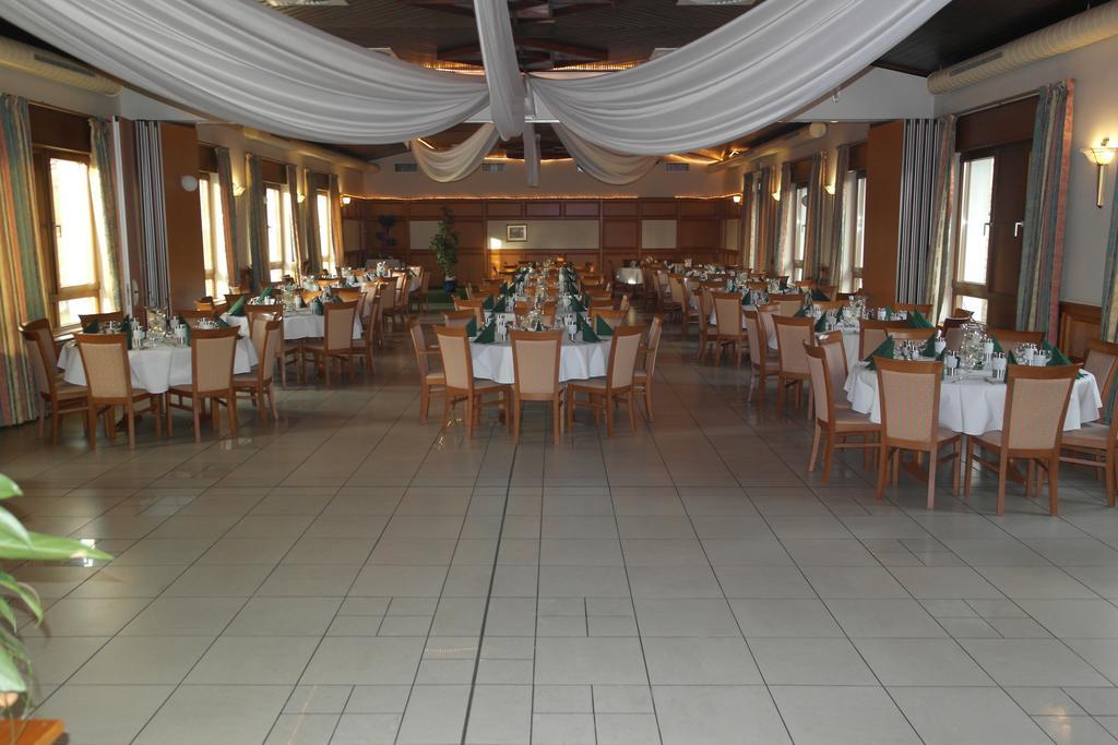 Hotel Jahnhaus Langenfeld  Zewnętrze zdjęcie