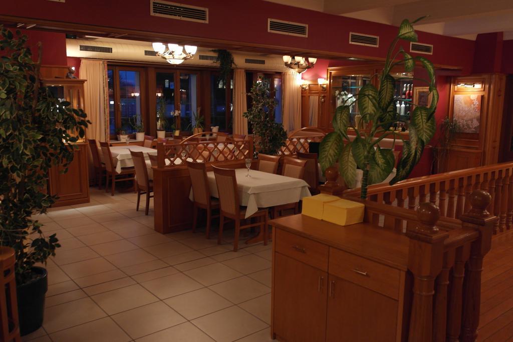 Hotel Jahnhaus Langenfeld  Zewnętrze zdjęcie